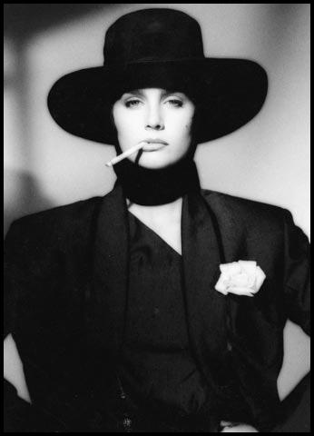 LOVEY MARINO DE ALLENDE 1982